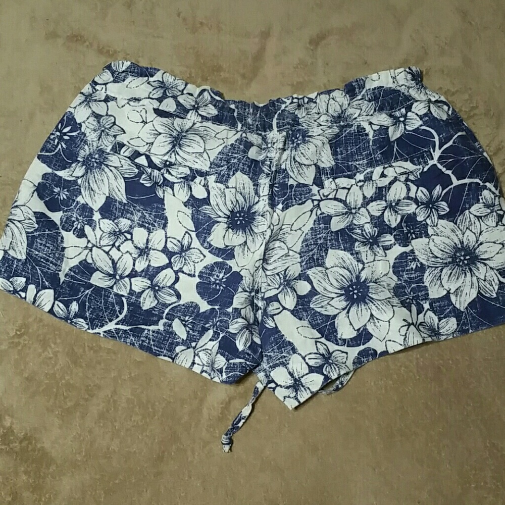Aeropostale Women's Hawaiian Shorts sz 11/12 - Picture 3 of 3